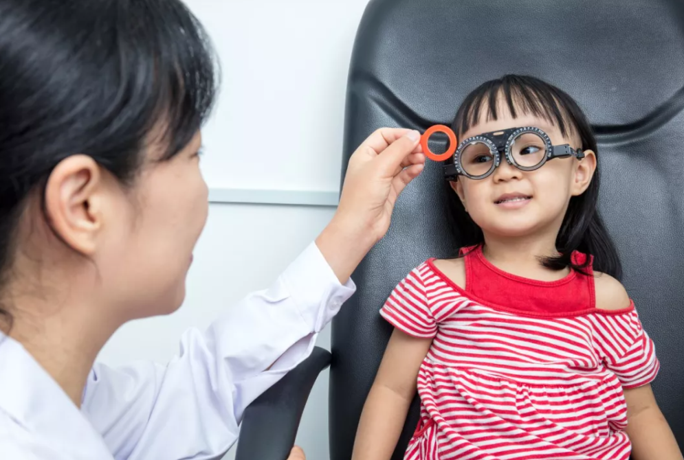 荆门爱尔眼科医院：保护孩子视力，先从转变家长的意识做起！